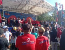 Deklarasi Calon Bupati dan Wakil Bupati Muna Bachrun – Asrafil di Alun-alun Kota Raha Menyala