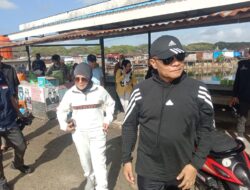 Terus Bergerak, Abdul Rahman Silahturahmi di Tempat Pelelangan Ikan Pasar Laino