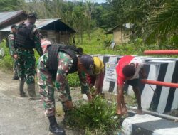 Peduli Kebersihan dan Kesehatan, Satgas Yonif 122/TS Laksanakan Karya Bhakti Bersama Masyarakat