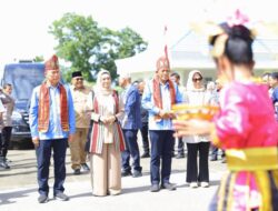 Penyambutan Gubernur dan Wakil Gubernur Sultra, Meriah Dengan Adat dan Budaya Daerah