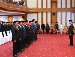 Gubernur Sultra Lantik dan Ambil Sumpah 27 Pejabat, “1 Mantan PJ Berjaya, 4 Mantan PJ Kepala Daerah Merana”