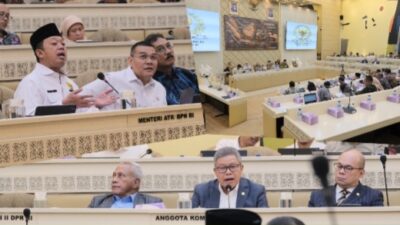 Rapat Bersama Komisi II DPR RI, Menteri Nusron: Pendaftaran Tanah Sudah 98 Persen