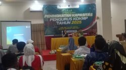 Tutup Pelatihan Peningkatan Kapasitas SDM KDKMP Angkatan I, Kadis Koperasi UMKM Muna: Terus Jaga dan Pelihara Semangat